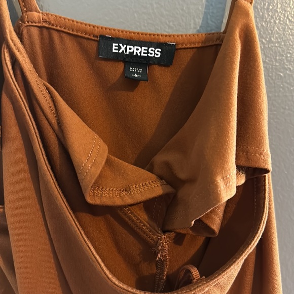 Ruffle camel colored camisole size large brand Express - Picture 3 of 3